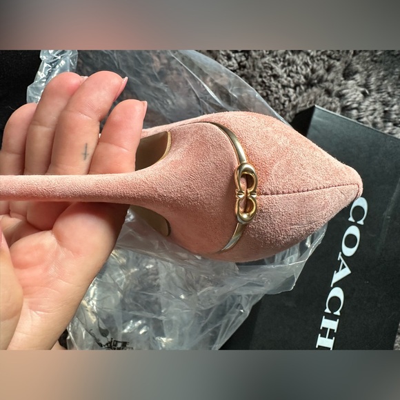 Coach Wiley Suede Heel - Picture 6 of 13